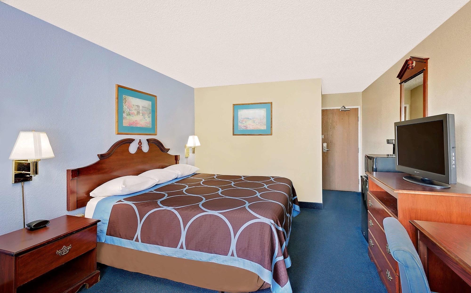 Super 8 By Wyndham Newburgh/West Point Stewart Intl Airport Motel Dış mekan fotoğraf