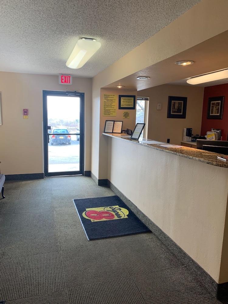 Super 8 By Wyndham Newburgh/West Point Stewart Intl Airport Motel Dış mekan fotoğraf