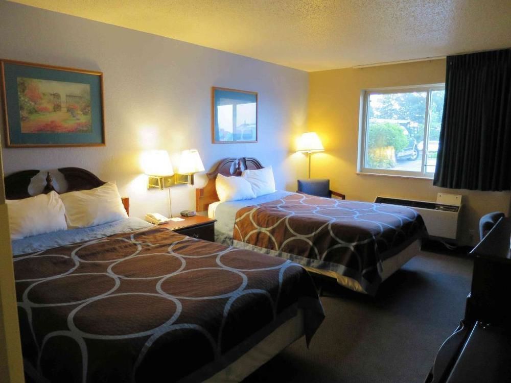 Super 8 By Wyndham Newburgh/West Point Stewart Intl Airport Motel Dış mekan fotoğraf