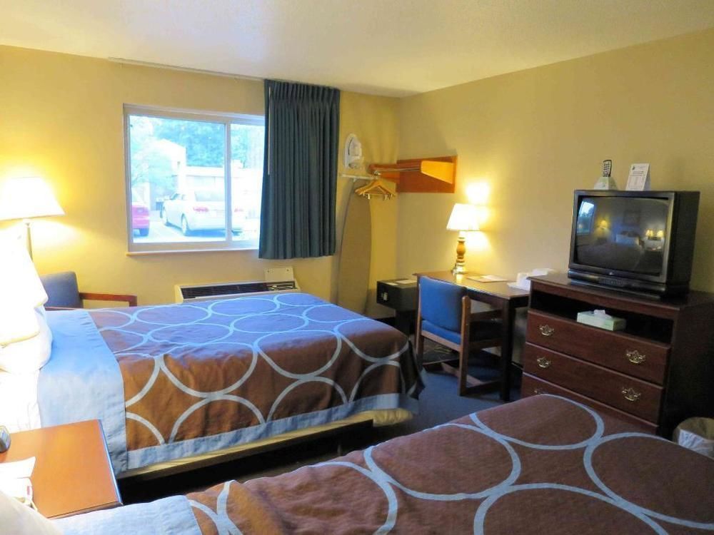Super 8 By Wyndham Newburgh/West Point Stewart Intl Airport Motel Dış mekan fotoğraf